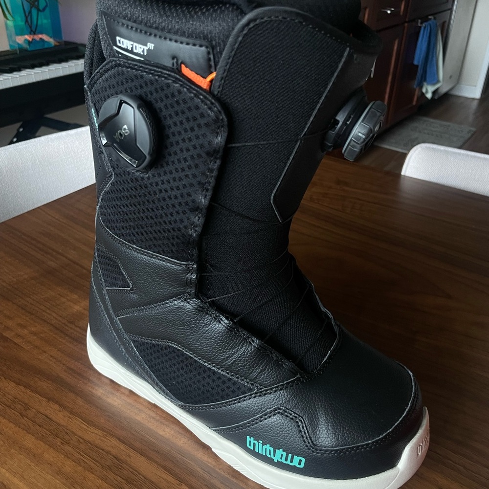 ThirtyTwo Women’s STW Double BOA Snowboard Boots